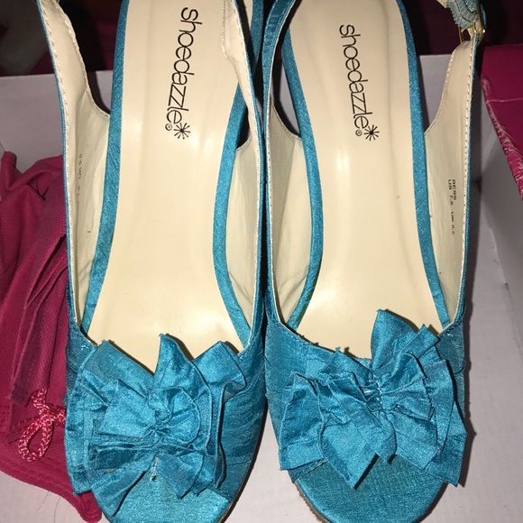Shoe Dazzle Teal Wedges Size 7.5 NIB - Picture 2 of 4